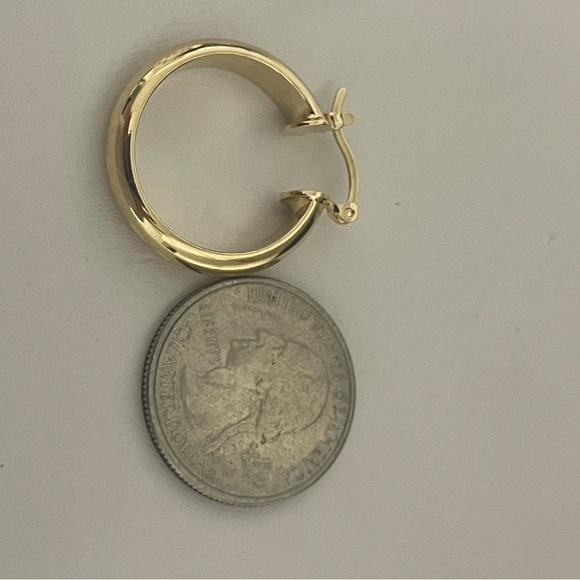 18k Gold Plated Diamond Cut Hoop Earrings - Picture 6 of 8